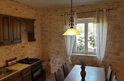 Drinovci Apartment | Apartment near Krka national park
