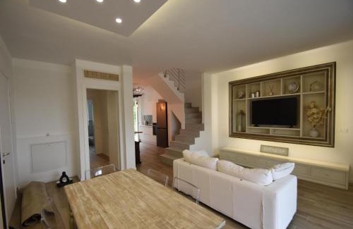 Ghevio House | Apartment near Lake Maggiore