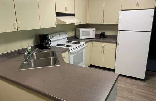 Plymouth Apartment | Apartment near many locations.
