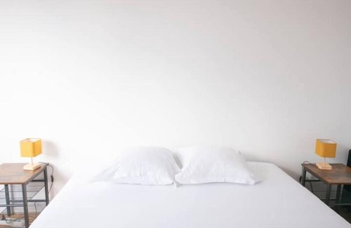Le Pre-Saint-Gervais Apartment | Apartment near Metro Hoche - close to shops - VILLETTE - Zénith