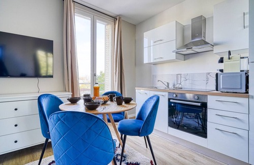 Petit-Ivry Apartment | Apartment near Porte d'Italie