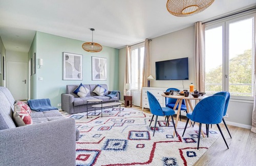 Petit-Ivry Apartment | Apartment near Porte d'Italie