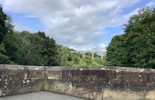 Cefn-mawr Apartment | Apartment near the picturesque Llangollen Aqueduct