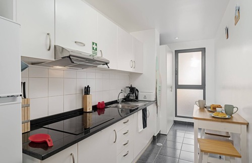 Santa Cruz Apartment | Apartment near the sea, Lobo Marinho