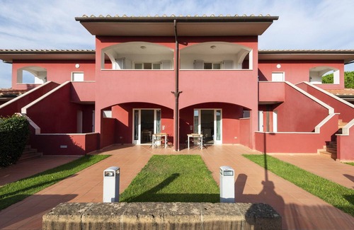 Puntone Apartment | Apartment near the sea with private outside space, Air Conditioning,Wi-Fi.MV