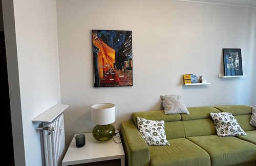 Affori Apartment | Apartment 'Nela' with Balcony and Wi-Fi