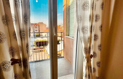 Affori Apartment | Apartment 'Nela' with Balcony and Wi-Fi