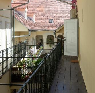 Donji Grad Apartment | Apartment Nikola 4*