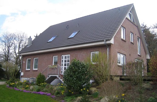 Heikendorf Apartment | Apartment No. 1 on the left, shower, toilet - Apartment Matthiesen
