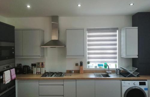 Truro Apartment | Apartment No 8 - Stay in style in the heart of the Cathedral City.