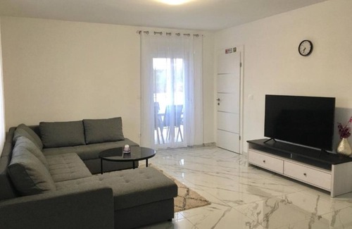 Murine Apartment | Apartment Noel - with private pool: A2-prvi kat(4+1) - Umag, Istria, Croatia