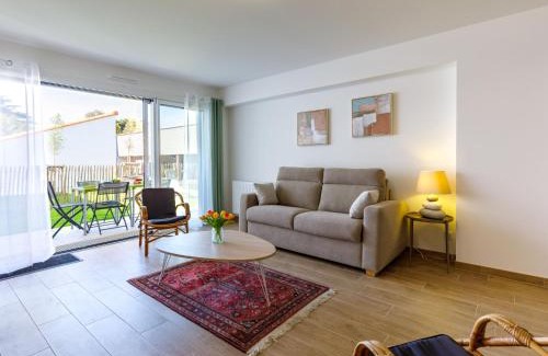 La Bernerie-en-Retz Apartment | Apartment Océanide by Interhome