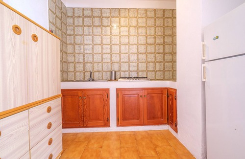Canneto Apartment | Apartment 'Oleandro' with Private Terrace and Wi-Fi