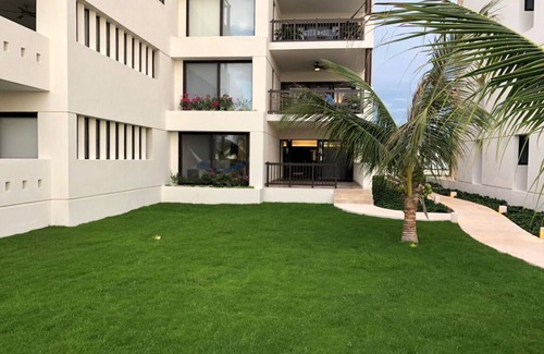 Telchac Puerto Apartment | apartment on front the beach 1st floor