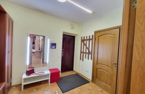 Darnyckyj Apartment | Apartment on Hryshka Street