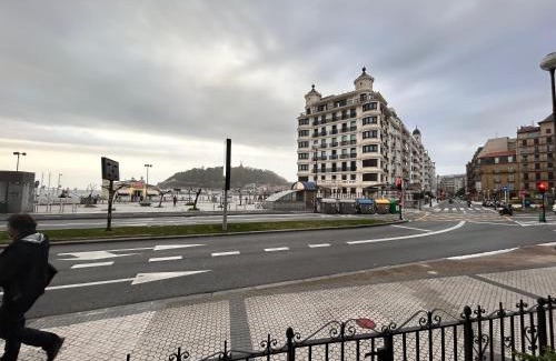 San Sebastian Centro Apartment | Apartment on La Concha Beach - Villa Iru