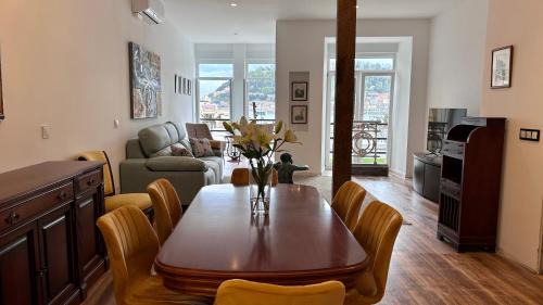 San Sebastian Centro Apartment | Apartment on La Concha Beach - Villa Iru