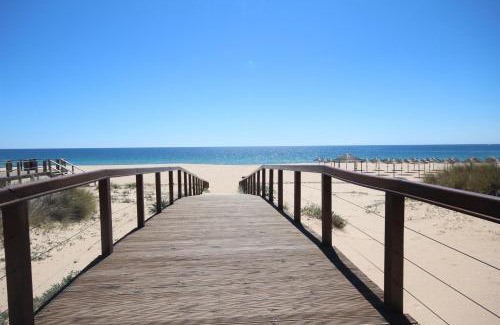 Torralta Apartment | Apartment on the beach by amcf
