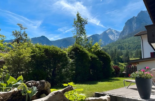Obergrainau Apartment | Apartment 'One Bedroom - 305' with Mountain View, Shared Pool and Wi-Fi