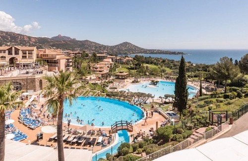 Cap Esterel Apartment | Apartment overlooking the sea and golf course at Cap Esterel Saint Raphaël