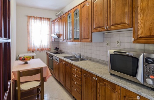 Gorica Apartment | Apartment Paco - Three-Bedroom Apartment with Balcony and Sea View