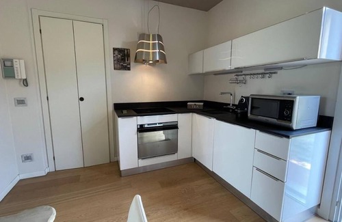 Crociale Apartment | Apartment 'Paradise Home' with Shared Pool, Wi-Fi and Air Conditioning