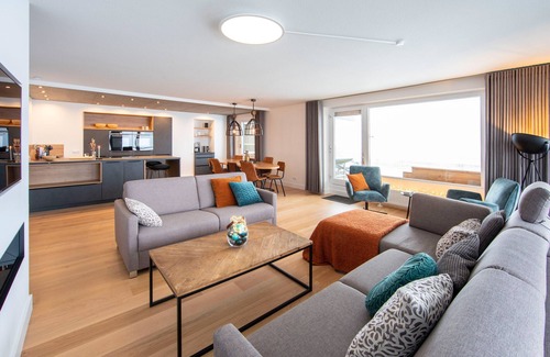 Feldberg Apartment | Apartment 'Penthouse Feldberg' with Mountain View, Private Terrace and Wi-Fi