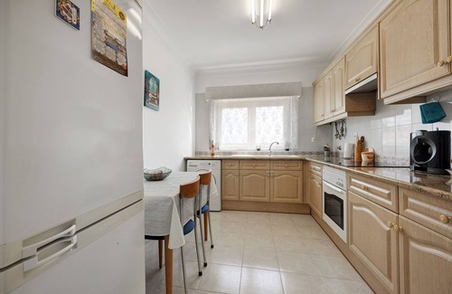 Penina Apartment | Apartment "Pérola No Algarve" with Shared Pools, Private Balcony & Wi-Fi