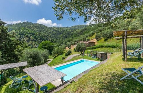 Pescia Apartment | Apartment Podere Villa-Apt- Mezzo by Interhome