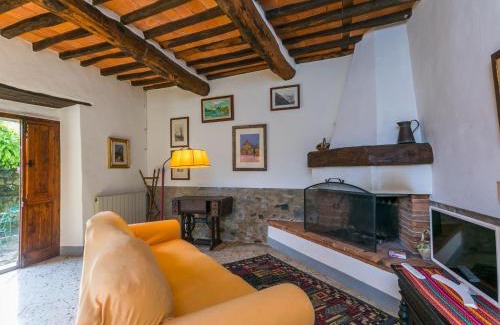 Pescia Apartment | Apartment Podere Villa - Apt- Gigi by Interhome