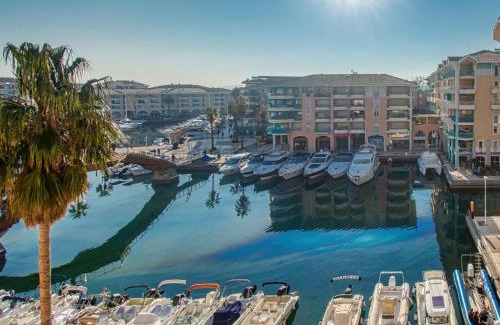 Frejus Port Apartment | Apartment Port d'Attache-8 by Interhome