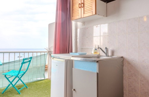 Le Pradet Apartment | Apartment 'Porte Rouge 3' with Sea View