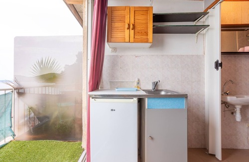 Le Pradet Apartment | Apartment 'Porte Rouge 3' with Sea View