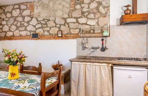 Grosseto Apartment | Apartment 'Portico' with Private Terrace, Wi-Fi and Air Conditioning