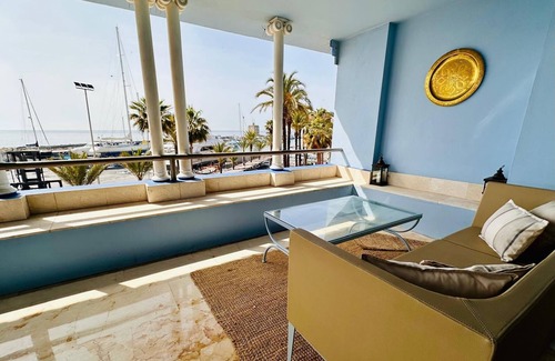 Sotogrande Apartment | Apartment 'Puerto Sotogrande' with Sea Views, Wi-Fi and Air Conditioning