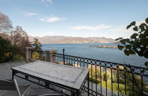 Carciano Apartment | Apartment Punta Borromea by Interhome