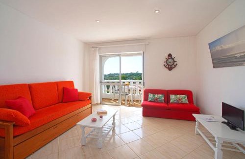 Loule Apartment | Apartment Quinta Girassol-6 by Interhome