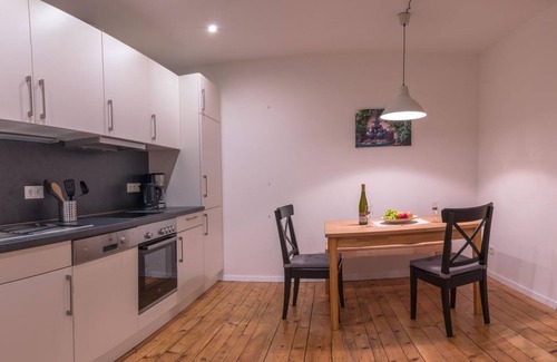 Neumagen-Dhron Apartment | Apartment Römerturm, 1st floor - Ferienwohnungen Lauterbach