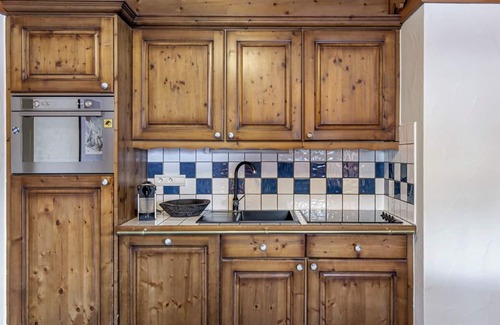 Meribel Village Villa | Apartment Raffort 4 - Two Bedroom Villa, Sleeps 4