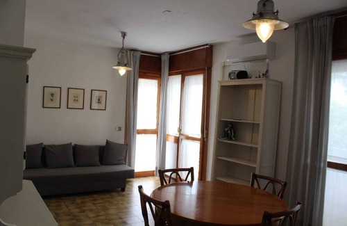Bibione Lido dei Pini Apartment | Apartment 'Residence Alga Sud 9' with Private Terrace and Air Conditioning