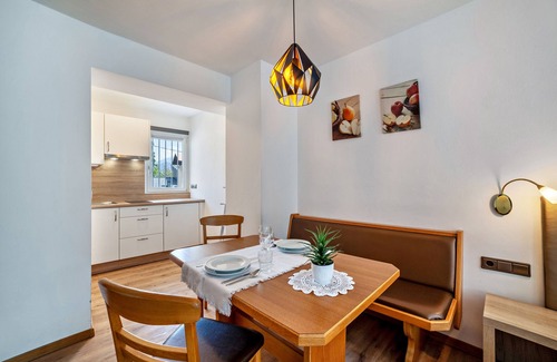 Tesimo Apartment | Apartment 'Residence Alpina - Mono Nr. 3' with Mountain View, Balcony and Wi-Fi