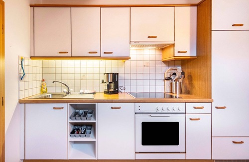 Silandro Apartment | Apartment 'Residence Schnatzhof D13' with Mountain View, Shared Pool and Wi-Fi