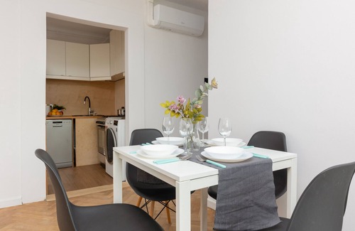 Bielany Apartment | Apartment Retro Warsaw by Renters