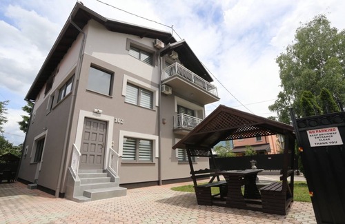 Ilidza House | Apartment Ria, Apartments Pejton ilidza Sarajevo