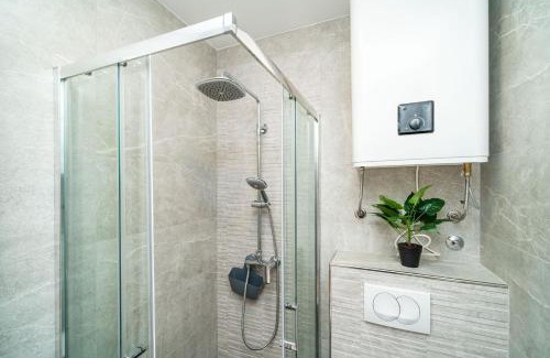 Srebreno House | Apartment & Rooms Papa