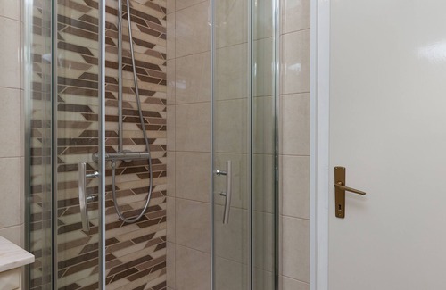 Orasac House | Apartment & Rooms Savonari