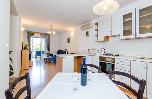 Banici Apartment | Apartment & Rooms Villa Katarina - One Bedroom Apartment with Terrace and Sea View