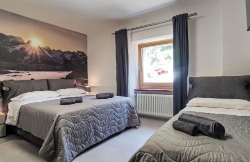 Commezzadura Apartment | Apartment Rosa Blu by Interhome