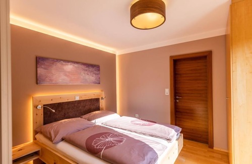 Fuschl am See Bed & Breakfast | Apartment "Roterle" - Haus Bergblick