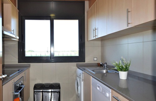 Bon Relax Apartment | Apartment Sant Pere Pescador, 2 bedrooms, 5 persons